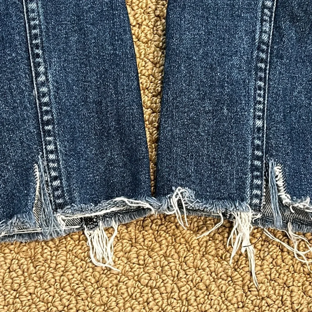 3X1 Raw Edge Shelter Slim Jeans in Tin Coo size 24 Distressed Straight Leg